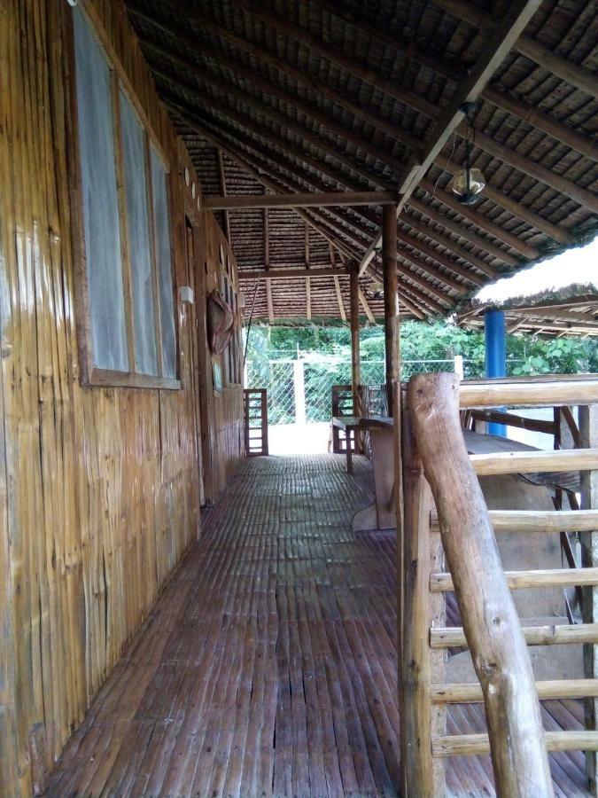 Happy Bear Moalboal Traditional Hut Exterior foto